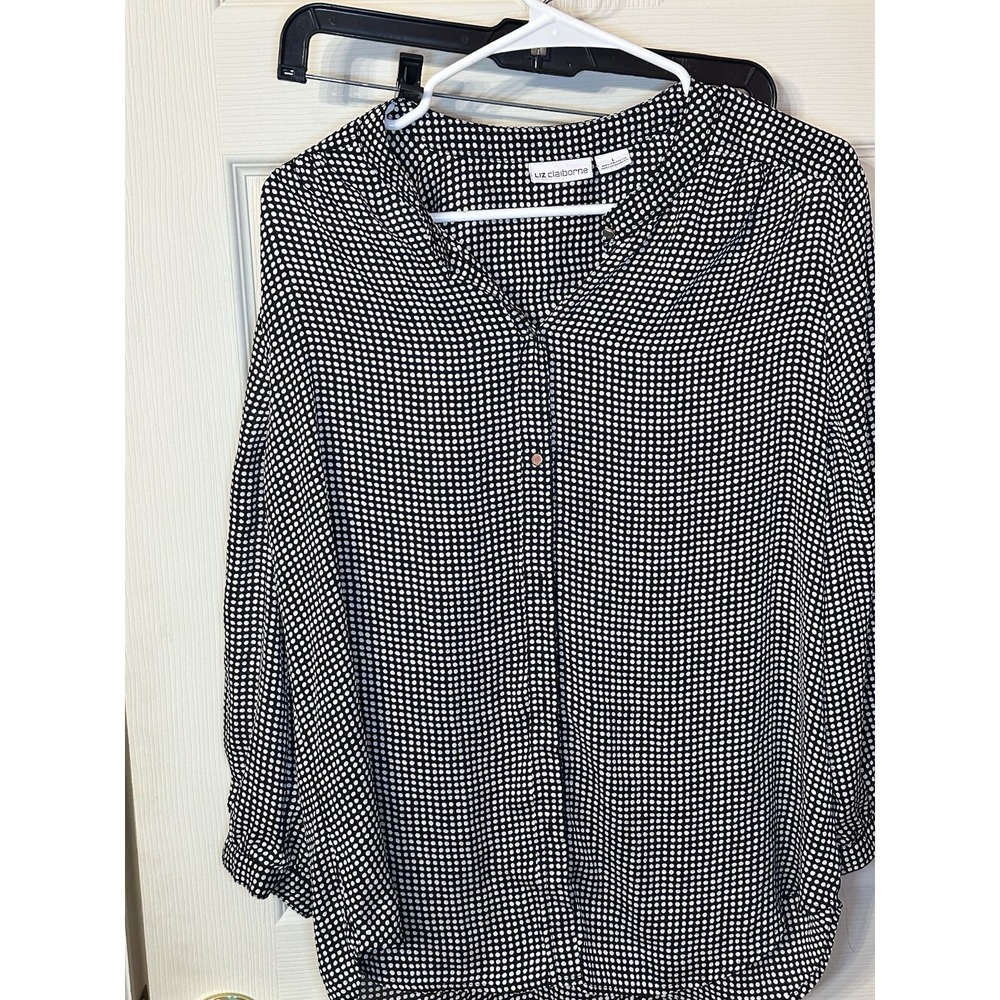 Liz Claiborne Women's Polka Dot Long Sleeve Button-Up Shirt  Large
